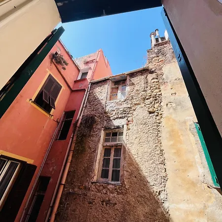 Tapoletti 27 Apartment Sanremo